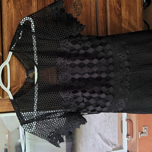 Lumier Black lace shortall/size S. never worn. This is beautiful craftsmanship - Picture 6 of 8